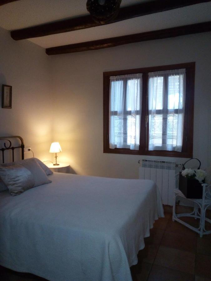 La Simona Casa Rural Perales del Puerto エクステリア 写真